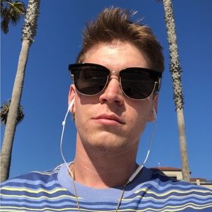 Meet your Posher, Candille